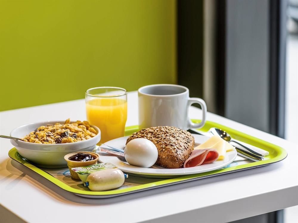 Ibis Budget Rennes Route De Saint Malo Montgermont Exterior foto