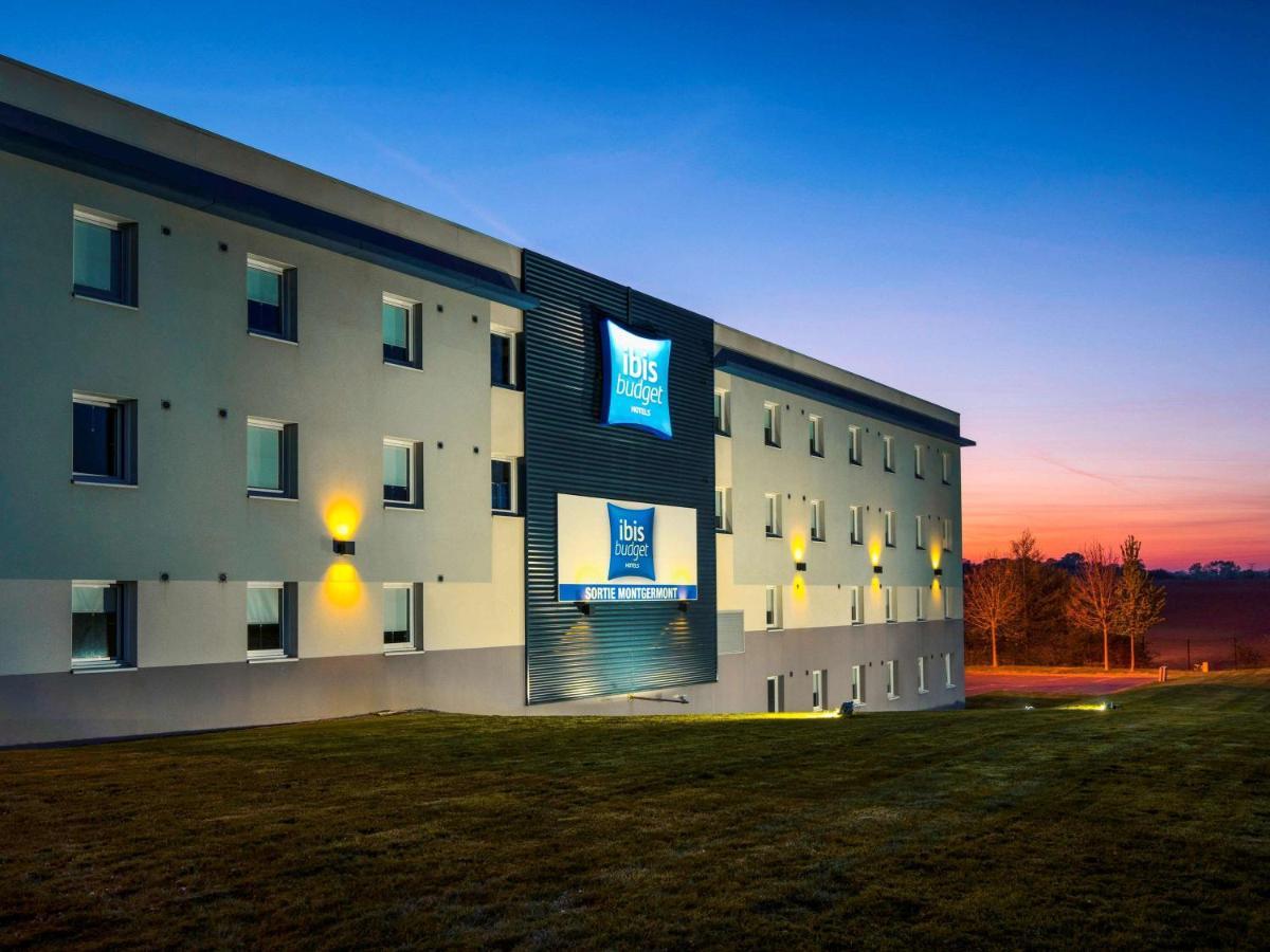 Ibis Budget Rennes Route De Saint Malo Montgermont Exterior foto